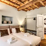 Febo Decharm Apartment