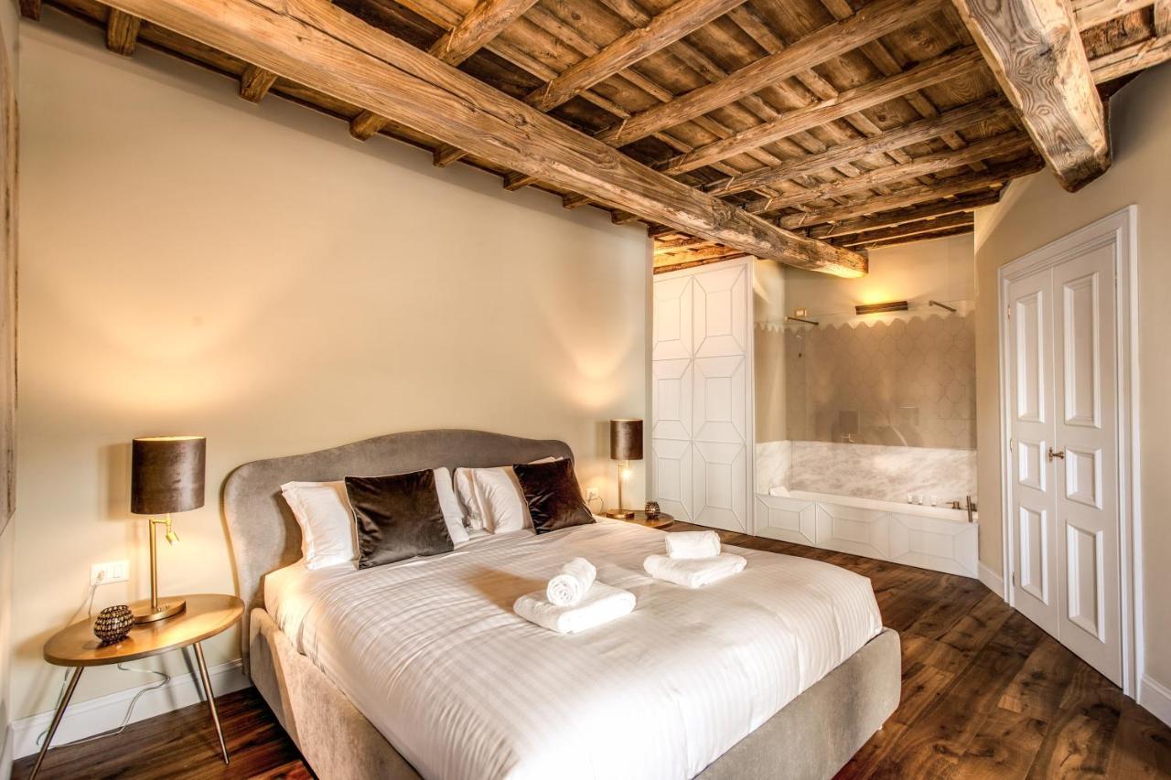 Apartment Febo Decharm Rom