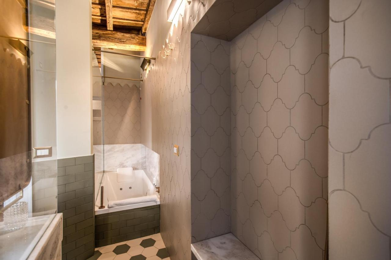 Febo Decharm Apartment Rom
